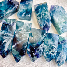 Load image into Gallery viewer, Natural Feather snowflake fluorite tower blue crystals points