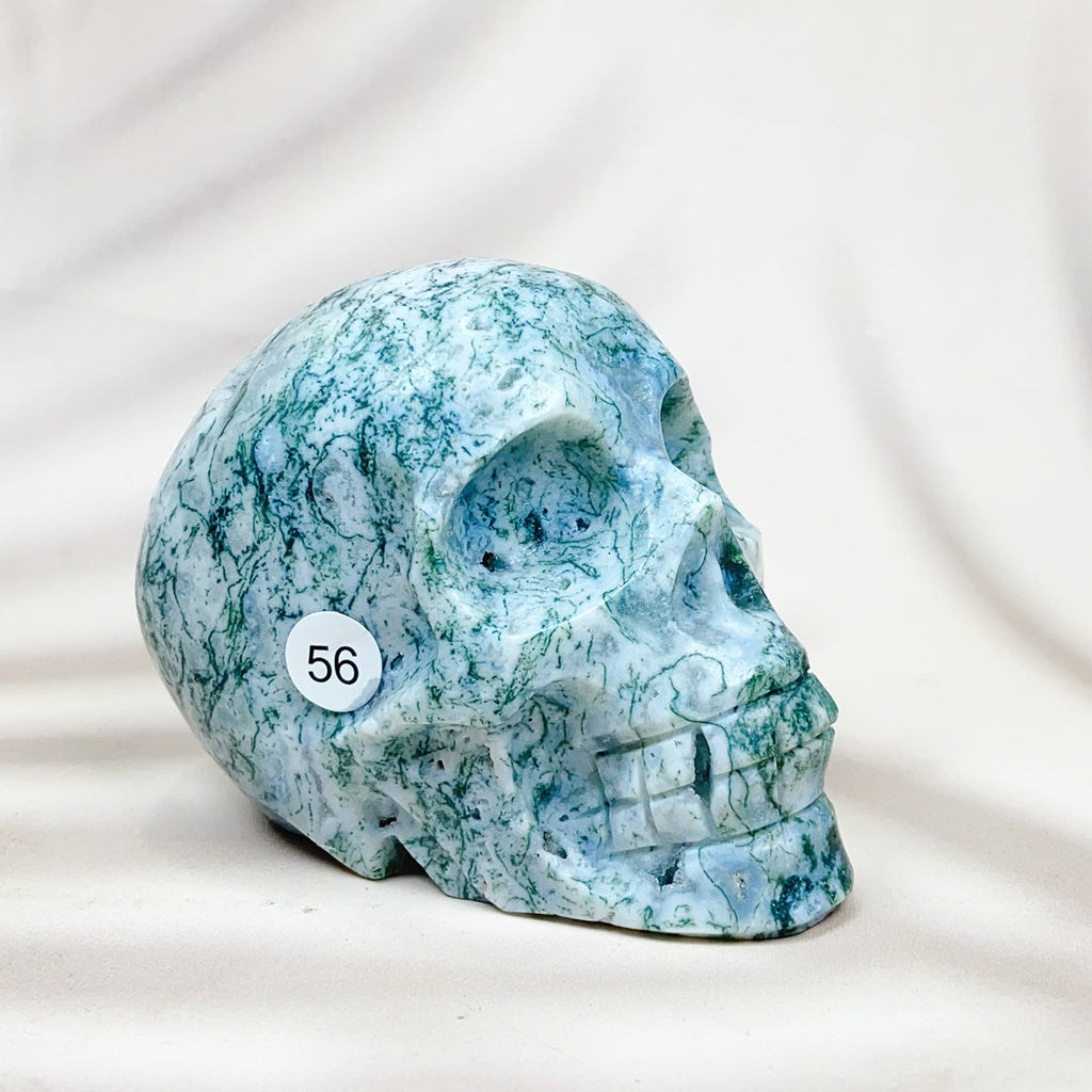 Green Moss Agate Carved Skulls Crystal Healing Energy Stone Crafts Halloween Home Decoration
