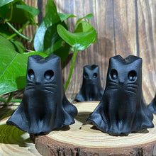 Load image into Gallery viewer, Black Obsidian Cat Carvings Crystal Cartoon Carvings Decorative Gift