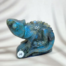 Load image into Gallery viewer, Blue Labradorite Lizard Carved Healing Crystal Reiki Animal Statue Gemstone Home Decoration