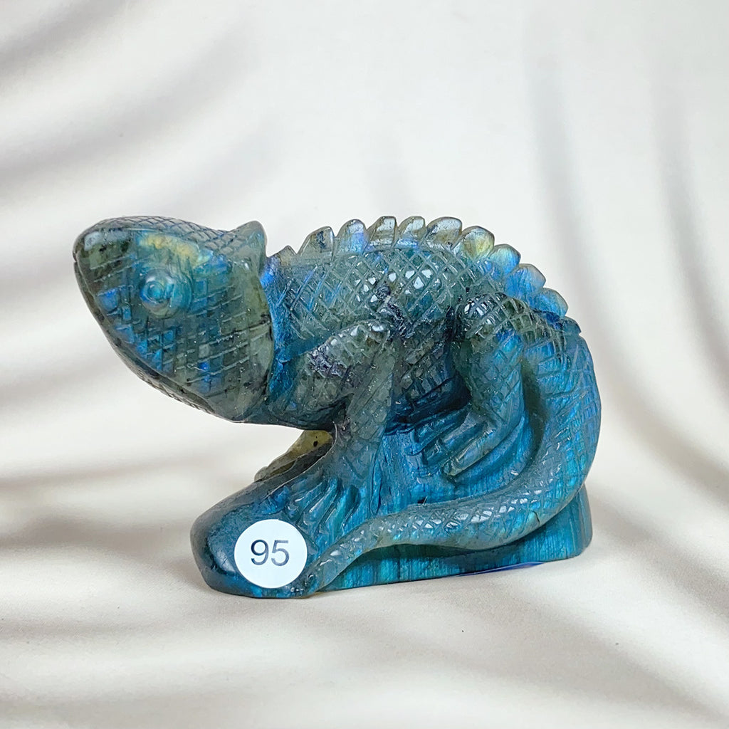 Blue Labradorite Lizard Carved Healing Crystal Reiki Animal Statue Gemstone Home Decoration