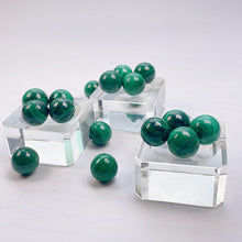 Load image into Gallery viewer, Beautiful Malachite Small Sphere